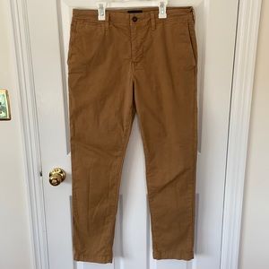American Eagle mens slim fit khaki pants